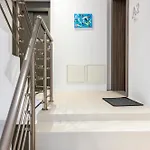 Icon Luxury Kosz