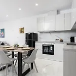 Icon Luxury Apartman Kosz
