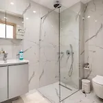 Icon Luxury 코스 타운