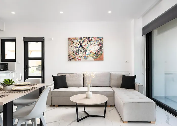 Icon Luxury * コス・タウン